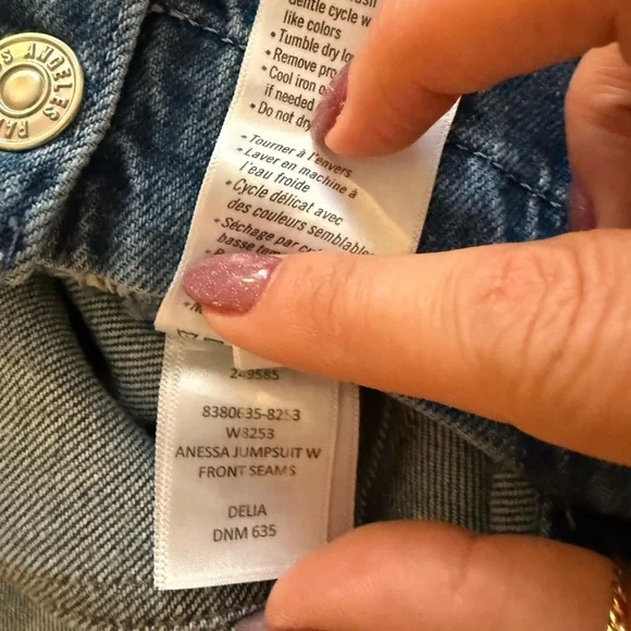 Women’s PAIGE Anessa Seamed Denim Wide Leg Cropped Jumpsuit in Delia - Picture 4 of 13